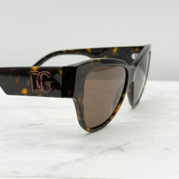 Dolce & Gabbana Womens Tortoise Shell Cat Eye Sunglasses With Case - Picture 9 of 10